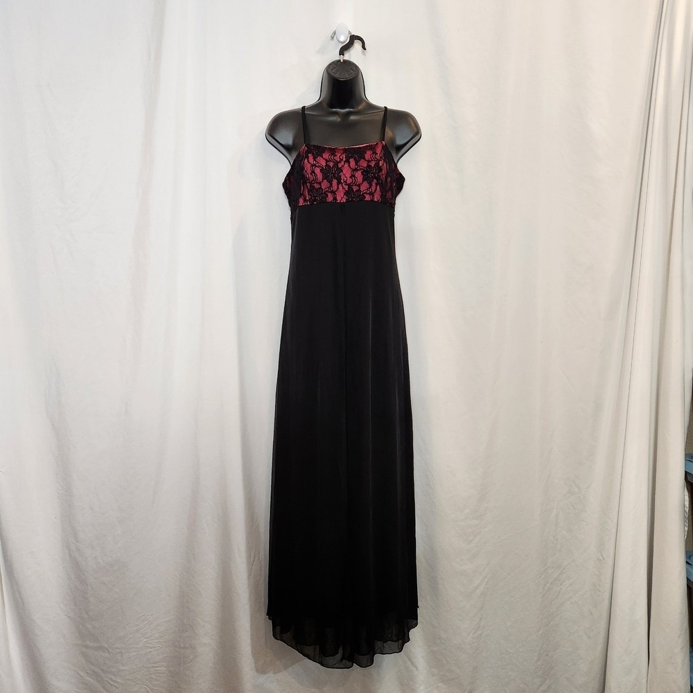 CALIFORNIA CONCEPTS Maxi Dress 6 Black Red Lace Formal Goth Grunge Prom Y2K Vamp